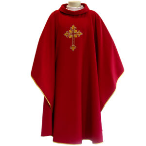 Paramento Vermelho com Cruz e Pérolas