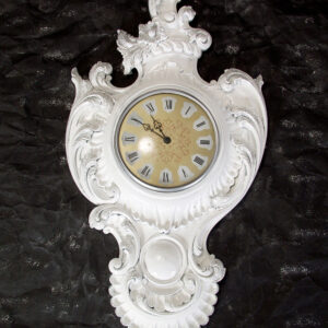 Carving clock