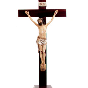 Crucifixo em Madeira Escura de Pousar