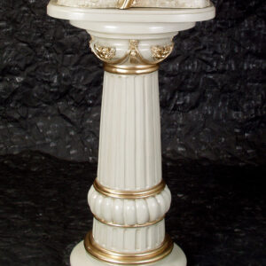 Classic column with special base
