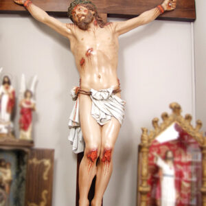 Cristo na Cruz em Tamanho Real